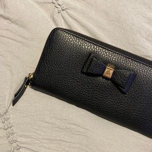 Black and Gold Wallet